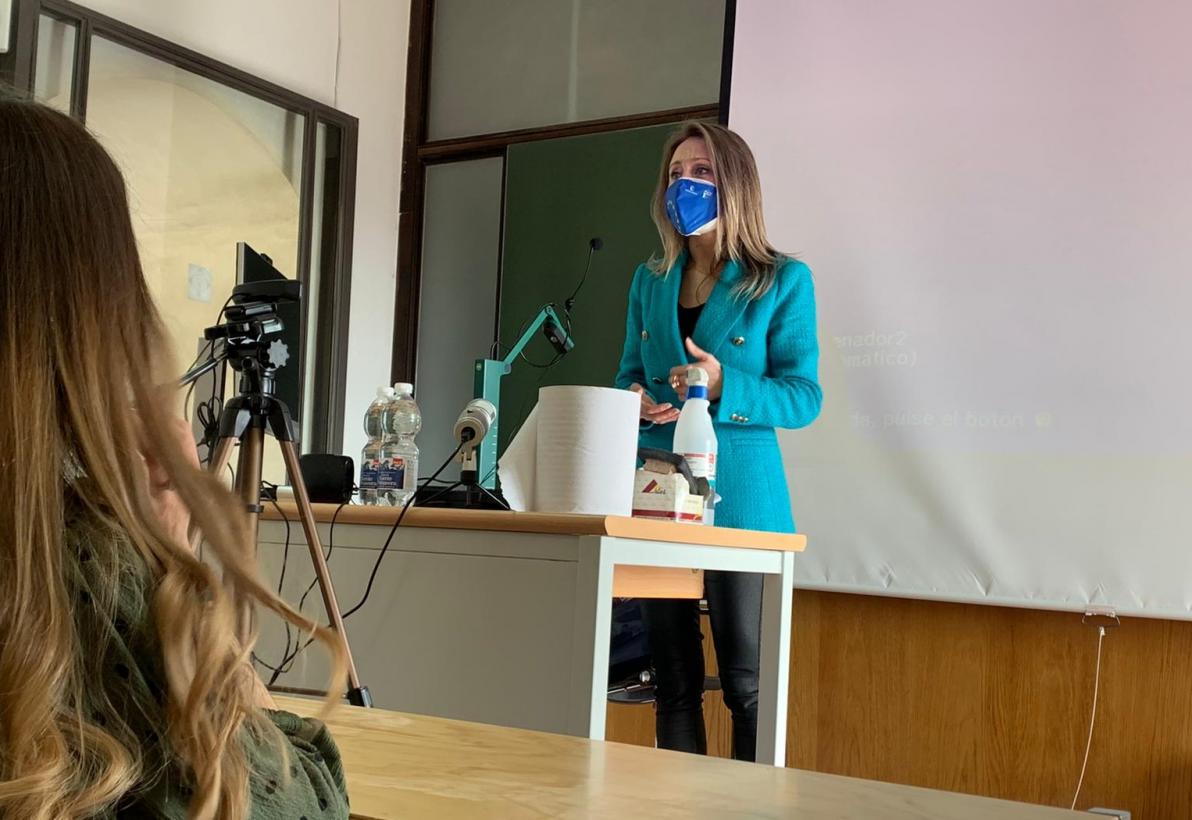 El Gobierno de Castilla-La Mancha acerca el funcionamiento y las políticas de la Unión Europea a los alumnos de la UCLM