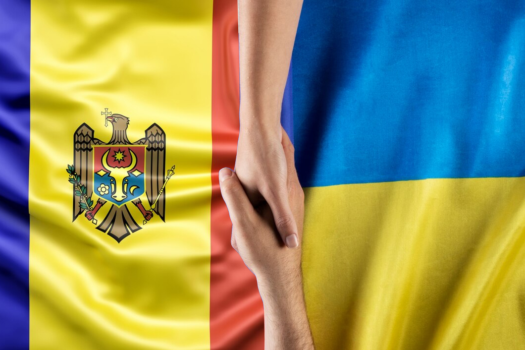 banderas de Moldavia y Ucrania