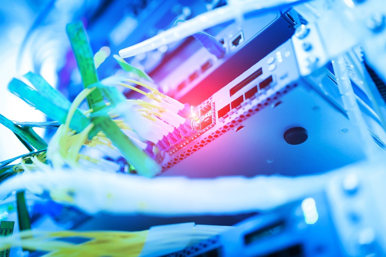 imagen de componentes de ordenador