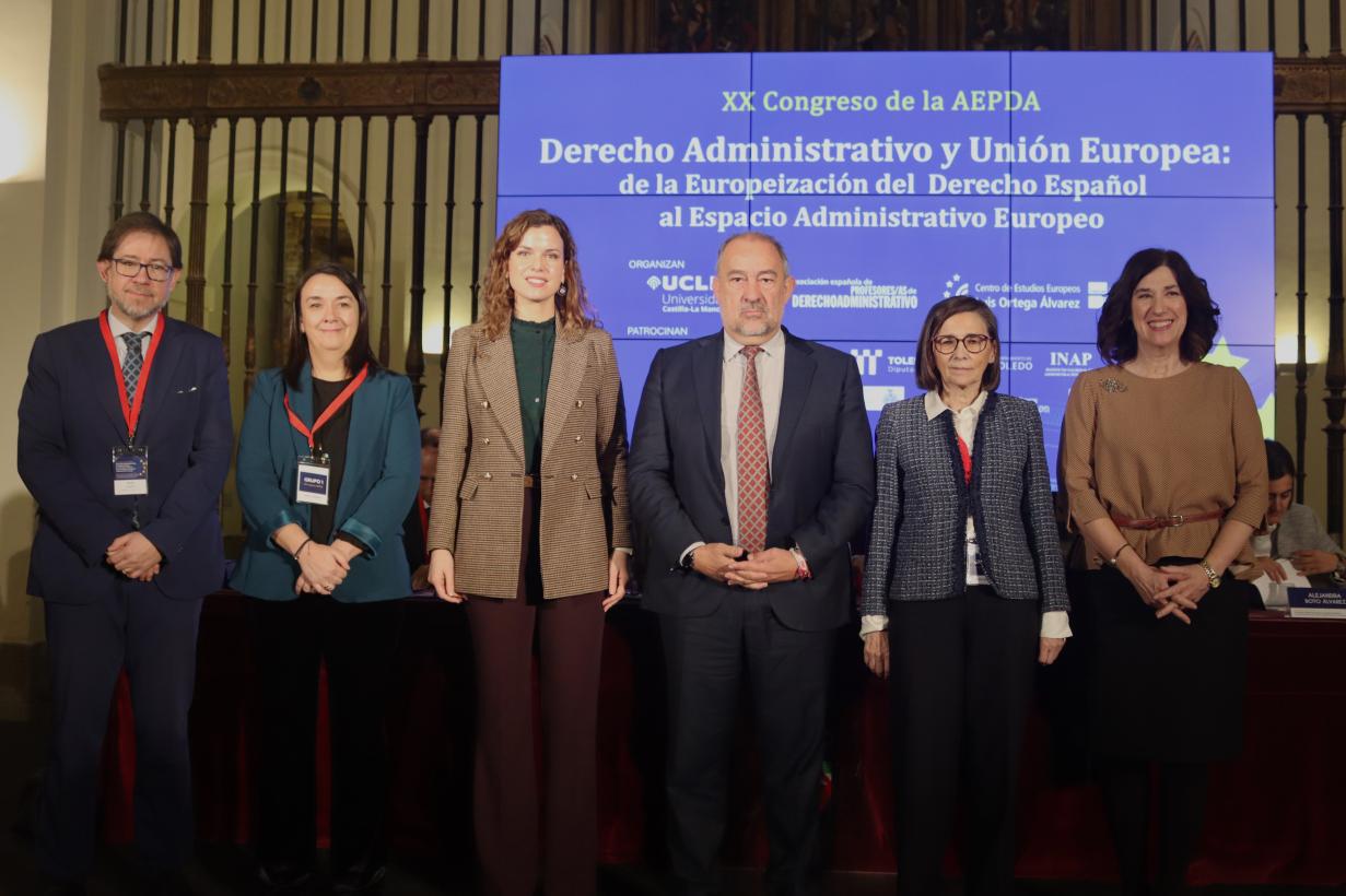 Nazareth Rodrigo XX Congreso de AEPDA