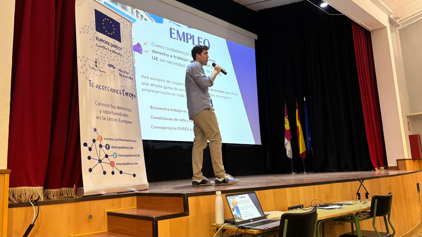 Charla Oportunidades Consuegra - EUROPE DIRECT