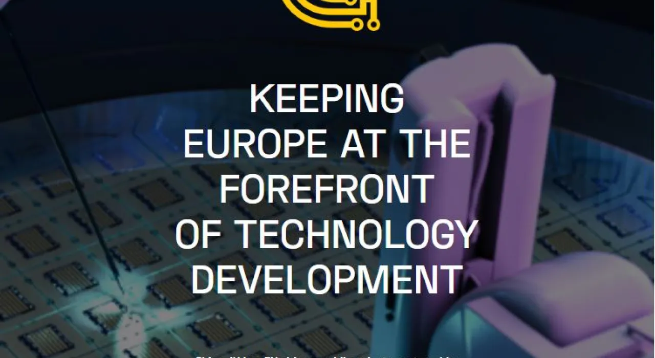 logotipo de la Empresa Común de Chips con el texto &amp;quot;keeping europe at the forefront of technology development&amp;quot;