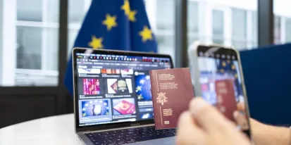 Pasaportes y documentos de identidad digitales